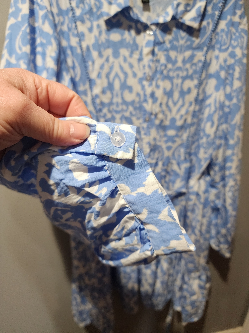 Blue and White Printed Button-Front Women's Dress - Picture 5 of 9